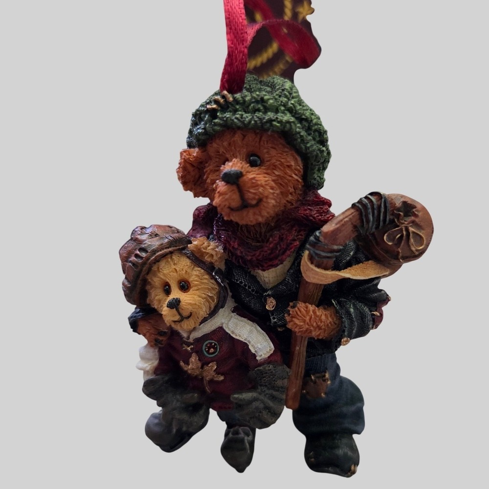 Boyds Bears 1st Edition Doug & Dougie Goin' to the Game Ornament 25753PO Boxed